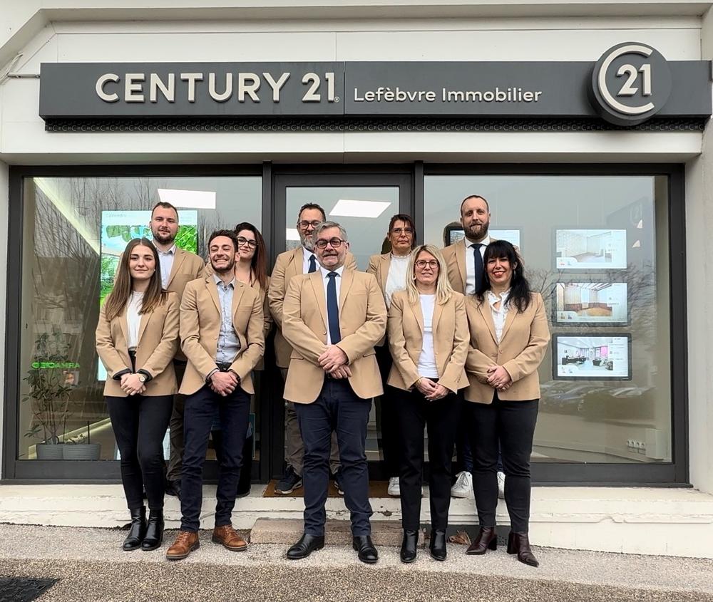 l'équipe de l'agence Lefèbvre Immobilier