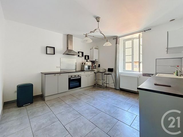 Appartement F3 à louer - 3 pièces - 70.65 m2 - ST POURCAIN SUR SIOULE - 03 - AUVERGNE - Century 21 Lefèbvre Immobilier