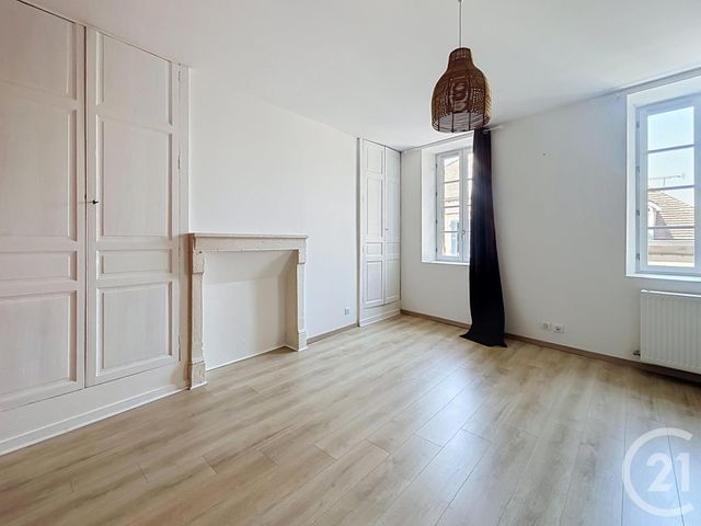Appartement F3 à louer - 3 pièces - 70.65 m2 - ST POURCAIN SUR SIOULE - 03 - AUVERGNE - Century 21 Lefèbvre Immobilier
