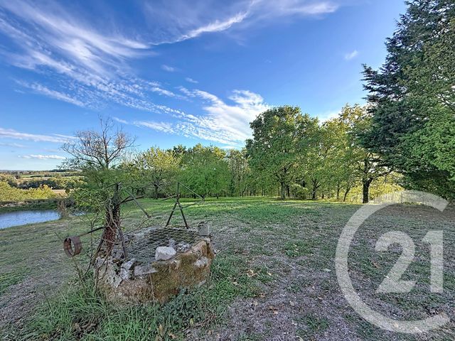 maison à vendre - 6 pièces - 173.2 m2 - CHATEL DE NEUVRE - 03 - AUVERGNE - Century 21 Lefèbvre Immobilier