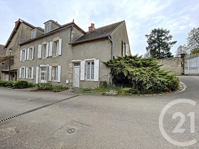 maison à vendre - 7 pièces - 185.0 m2 - VERNEUIL EN BOURBONNAIS - 03 - AUVERGNE - Century 21 Lefèbvre Immobilier