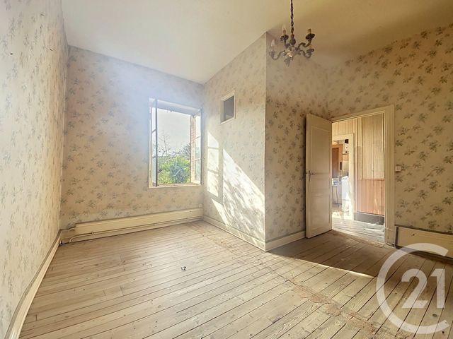 maison à vendre - 6 pièces - 121.08 m2 - ST POURCAIN SUR SIOULE - 03 - AUVERGNE - Century 21 Lefèbvre Immobilier