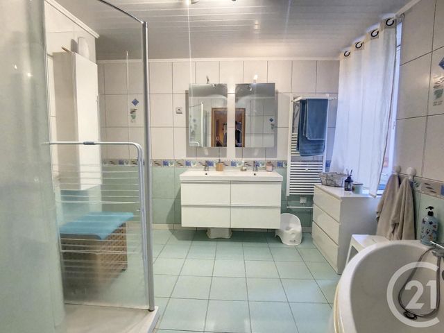 maison à vendre - 5 pièces - 112.6 m2 - ST REMY EN ROLLAT - 03 - AUVERGNE - Century 21 Lefèbvre Immobilier