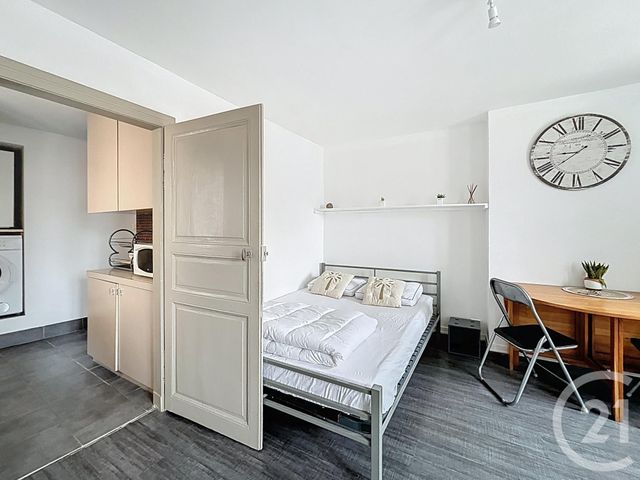 Appartement Studio à louer - 1 pièce - 21.0 m2 - ST POURCAIN SUR SIOULE - 03 - AUVERGNE - Century 21 Lefèbvre Immobilier