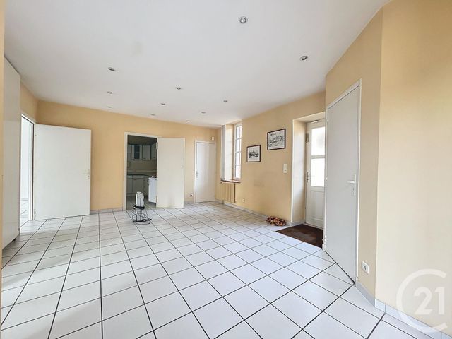 Afficher la photo en grand Appartement Local à louer - 4 pièces - 80.0 m2 - ST POURCAIN SUR SIOULE - 03 - AUVERGNE - Century 21 Lefèbvre Immobilier