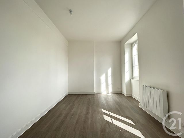 immeuble à vendre - 450.0 m2 - ST POURCAIN SUR SIOULE - 03 - AUVERGNE - Century 21 Lefèbvre Immobilier