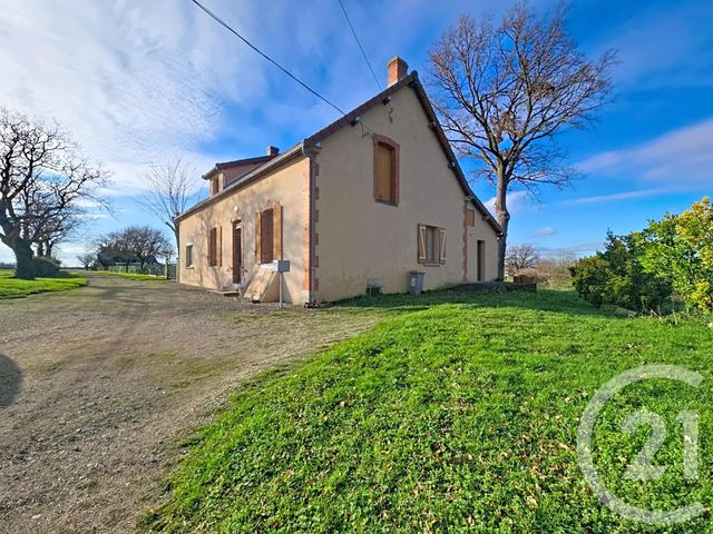 maison à vendre - 8 pièces - 173.9 m2 - LORIGES - 03 - AUVERGNE - Century 21 Lefèbvre Immobilier