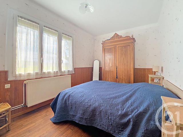 maison à vendre - 8 pièces - 173.9 m2 - LORIGES - 03 - AUVERGNE - Century 21 Lefèbvre Immobilier