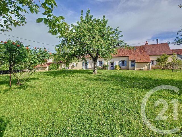 maison à vendre - 5 pièces - 202.5 m2 - DENEUILLE LES CHANTELLE - 03 - AUVERGNE - Century 21 Lefèbvre Immobilier
