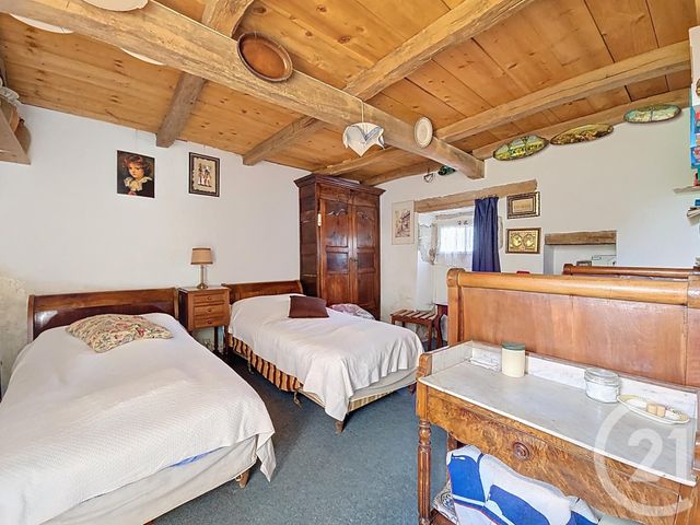 maison à vendre - 5 pièces - 202.5 m2 - DENEUILLE LES CHANTELLE - 03 - AUVERGNE - Century 21 Lefèbvre Immobilier