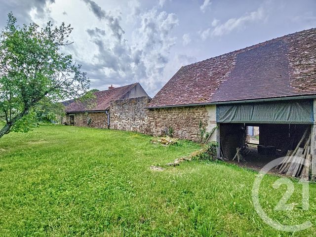 maison à vendre - 5 pièces - 202.5 m2 - DENEUILLE LES CHANTELLE - 03 - AUVERGNE - Century 21 Lefèbvre Immobilier