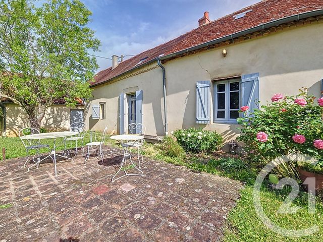 maison à vendre - 5 pièces - 202.5 m2 - DENEUILLE LES CHANTELLE - 03 - AUVERGNE - Century 21 Lefèbvre Immobilier