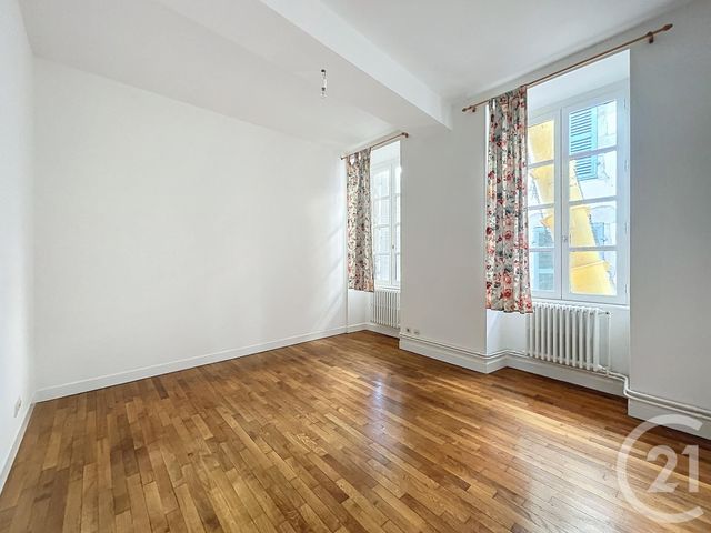 appartement - ST POURCAIN SUR SIOULE - 03