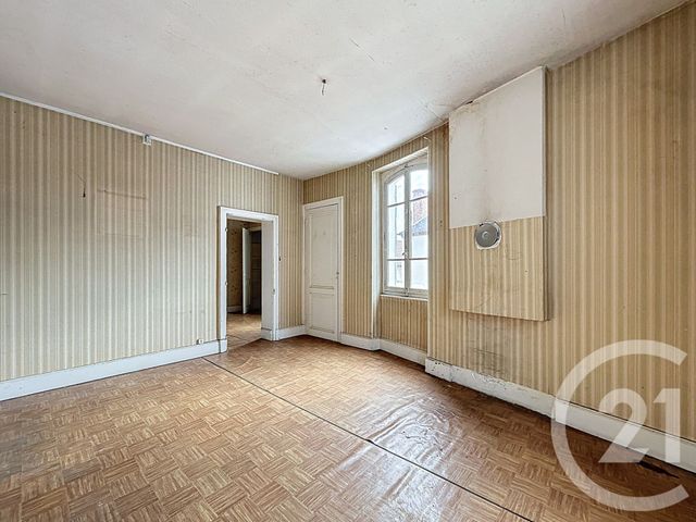 maison à vendre - 6 pièces - 80.0 m2 - VARENNES SUR ALLIER - 03 - AUVERGNE - Century 21 Lefèbvre Immobilier