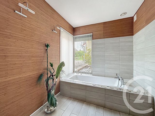 Afficher la photo en grand maison à vendre - 6 pièces - 194.5 m2 - CHANTELLE - 03 - AUVERGNE - Century 21 Lefèbvre Immobilier