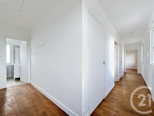 maison à vendre - 6 pièces - 155.0 m2 - ST DIDIER LA FORET - 03 - AUVERGNE - Century 21 Lefèbvre Immobilier