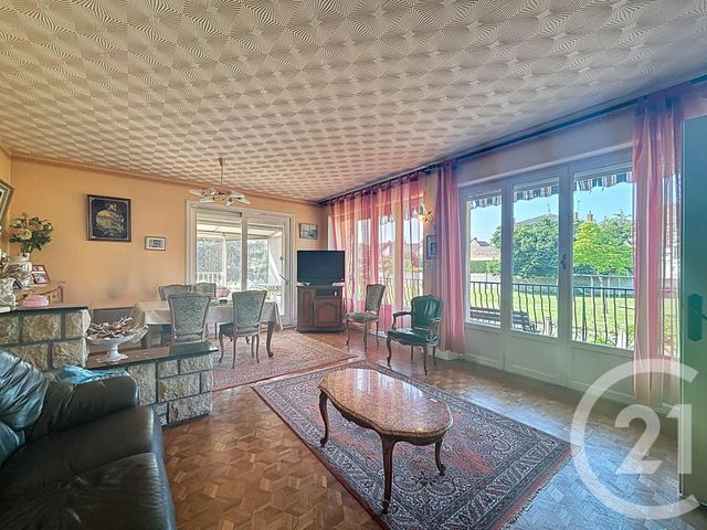 maison à vendre - 7 pièces - 137.6 m2 - VARENNES SUR ALLIER - 03 - AUVERGNE - Century 21 Lefèbvre Immobilier