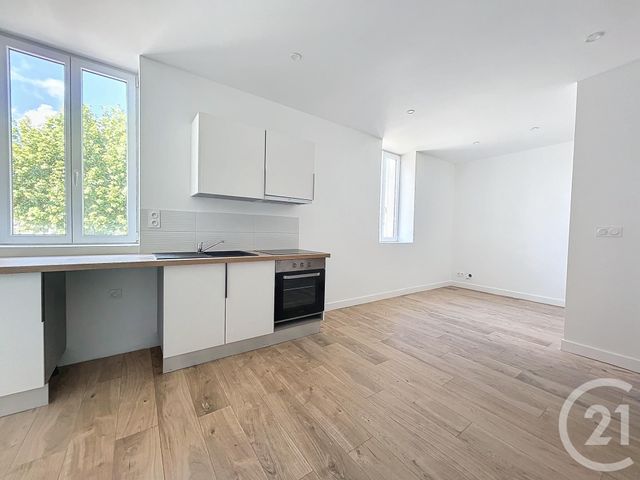 Appartement F3 à louer - 3 pièces - 44.0 m2 - CONTIGNY - 03 - AUVERGNE - Century 21 Lefèbvre Immobilier