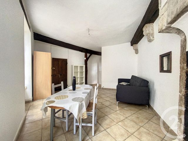 Appartement Studio à louer - 1 pièce - 22.0 m2 - ST POURCAIN SUR SIOULE - 03 - AUVERGNE - Century 21 Lefèbvre Immobilier