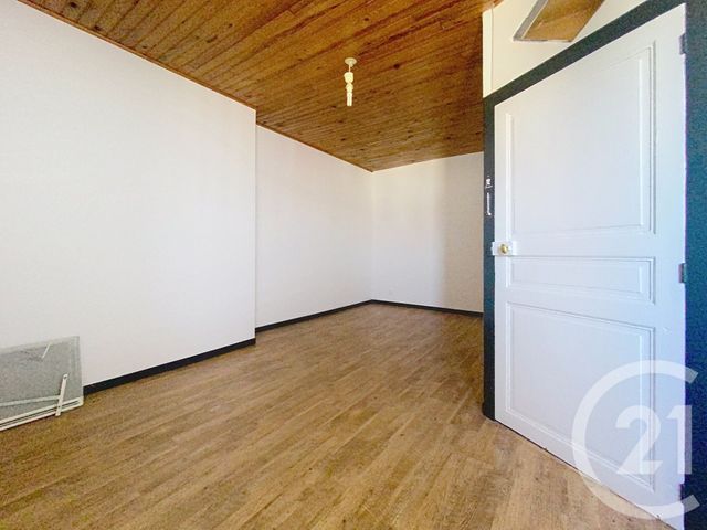 maison à vendre - 3 pièces - 103.08 m2 - ST POURCAIN SUR SIOULE - 03 - AUVERGNE - Century 21 Lefèbvre Immobilier