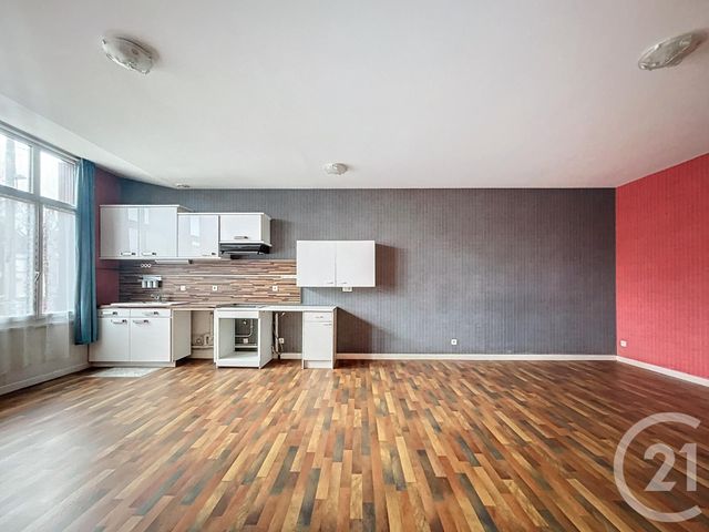 Appartement F2 à louer - 2 pièces - 61.0 m2 - ST POURCAIN SUR SIOULE - 03 - AUVERGNE - Century 21 Lefèbvre Immobilier