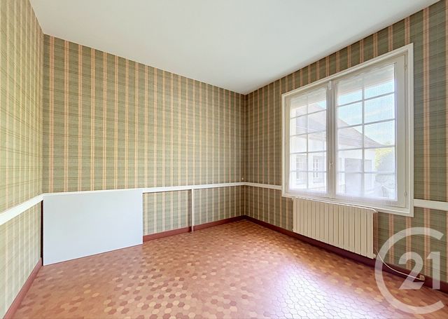 maison à vendre - 7 pièces - 279.95 m2 - ST GERAND LE PUY - 03 - AUVERGNE - Century 21 Lefèbvre Immobilier