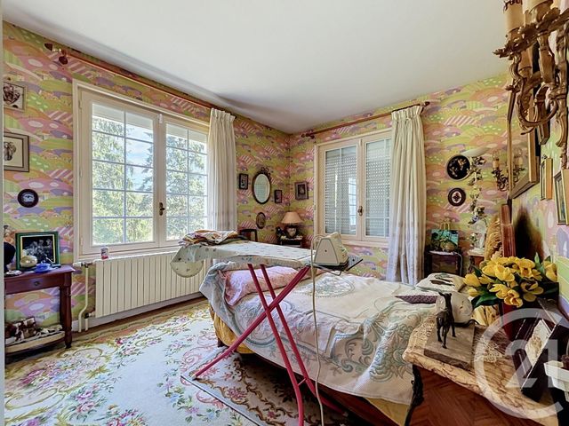 maison à vendre - 7 pièces - 279.95 m2 - ST GERAND LE PUY - 03 - AUVERGNE - Century 21 Lefèbvre Immobilier