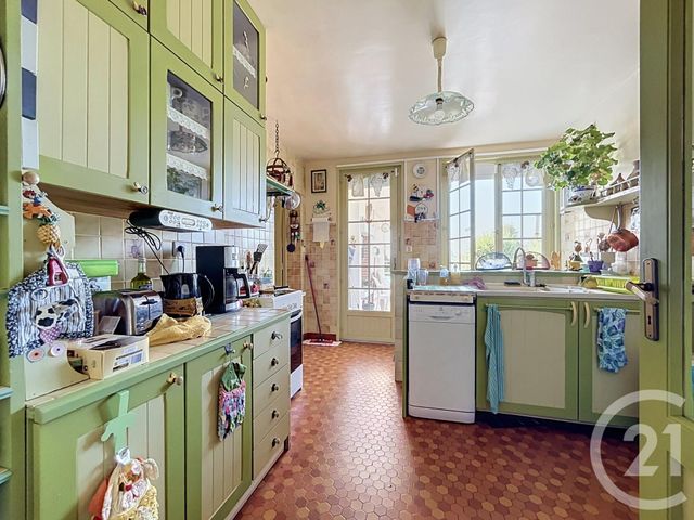 maison à vendre - 7 pièces - 279.95 m2 - ST GERAND LE PUY - 03 - AUVERGNE - Century 21 Lefèbvre Immobilier
