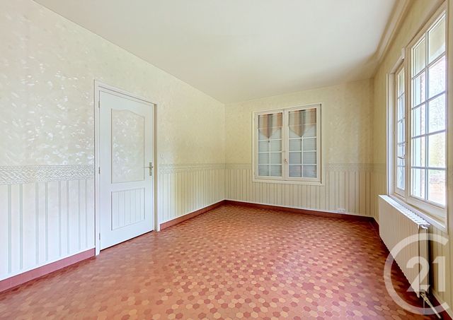 maison à vendre - 7 pièces - 279.95 m2 - ST GERAND LE PUY - 03 - AUVERGNE - Century 21 Lefèbvre Immobilier