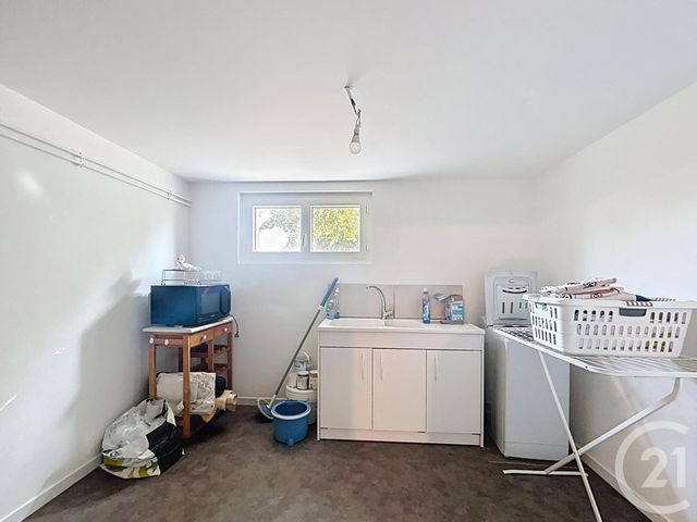 maison à louer - 3 pièces - 99.3 m2 - LA FERTE HAUTERIVE - 03 - AUVERGNE - Century 21 Lefèbvre Immobilier