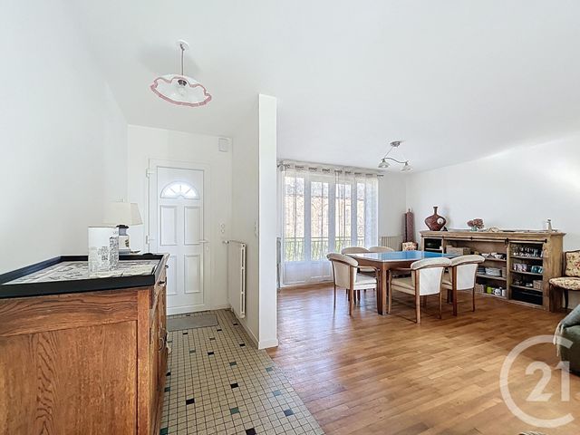 maison à louer - 3 pièces - 99.3 m2 - LA FERTE HAUTERIVE - 03 - AUVERGNE - Century 21 Lefèbvre Immobilier