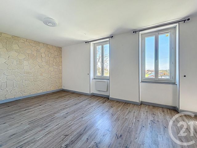 Appartement F3 à louer - 3 pièces - 66.55 m2 - ST POURCAIN SUR SIOULE - 03 - AUVERGNE - Century 21 Lefèbvre Immobilier