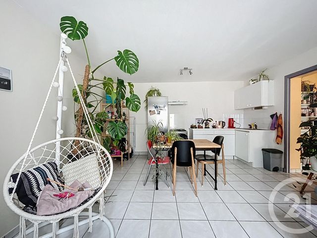 Appartement F2 à louer - 2 pièces - 42.14 m2 - ST POURCAIN SUR SIOULE - 03 - AUVERGNE - Century 21 Lefèbvre Immobilier