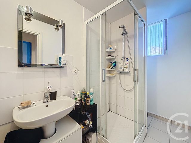 Appartement F3 à louer - 3 pièces - 83.0 m2 - ST POURCAIN SUR SIOULE - 03 - AUVERGNE - Century 21 Lefèbvre Immobilier