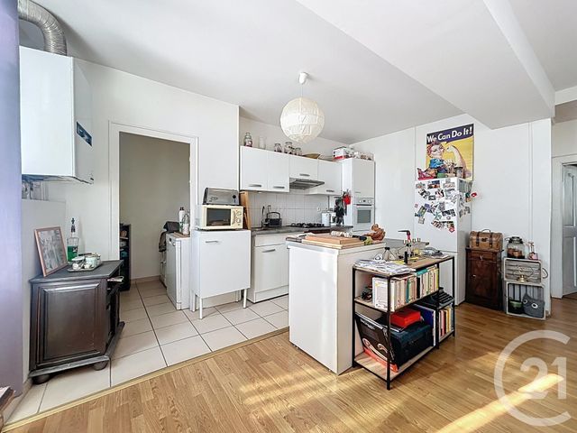 Appartement F3 à louer - 3 pièces - 83.0 m2 - ST POURCAIN SUR SIOULE - 03 - AUVERGNE - Century 21 Lefèbvre Immobilier