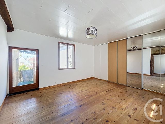 Appartement F3 à louer - 3 pièces - 79.65 m2 - VARENNES SUR ALLIER - 03 - AUVERGNE - Century 21 Lefèbvre Immobilier