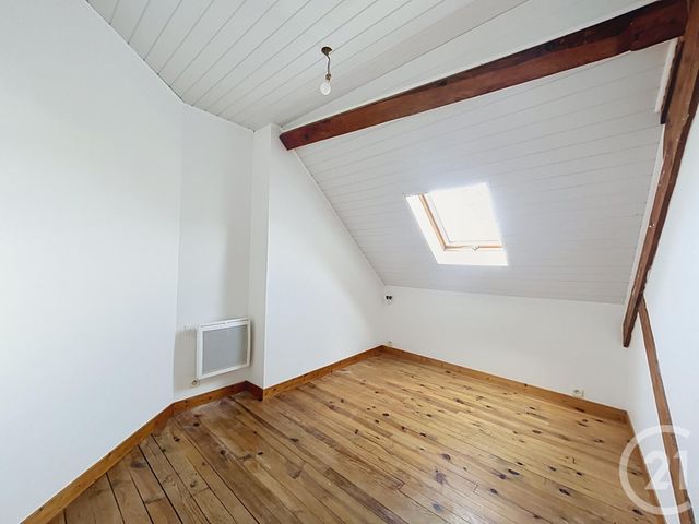 Appartement F3 à louer - 3 pièces - 79.65 m2 - VARENNES SUR ALLIER - 03 - AUVERGNE - Century 21 Lefèbvre Immobilier