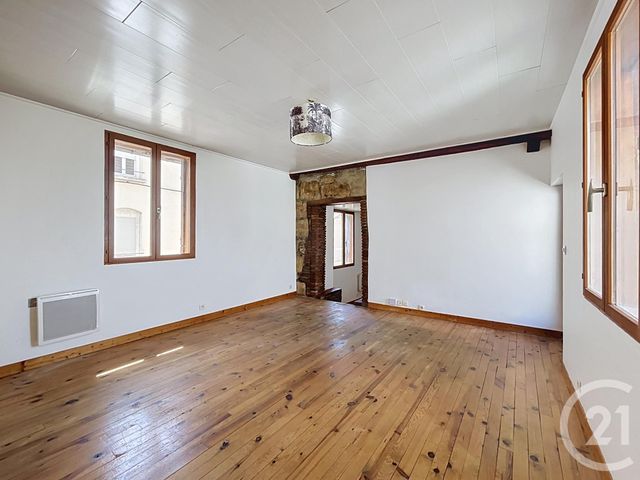 Appartement F3 à louer - 3 pièces - 79.65 m2 - VARENNES SUR ALLIER - 03 - AUVERGNE - Century 21 Lefèbvre Immobilier