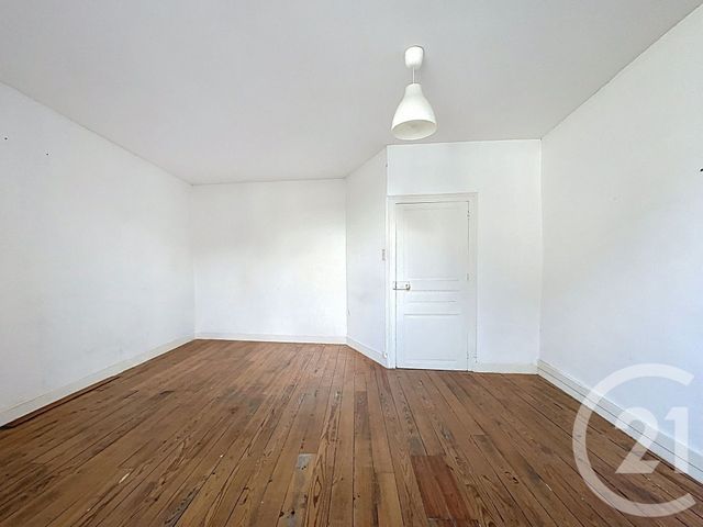 maison à vendre - 3 pièces - 52.0 m2 - VARENNES SUR ALLIER - 03 - AUVERGNE - Century 21 Lefèbvre Immobilier