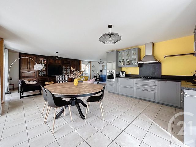 maison à vendre - 5 pièces - 130.85 m2 - ST POURCAIN SUR SIOULE - 03 - AUVERGNE - Century 21 Lefèbvre Immobilier