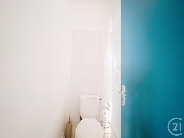 Appartement F3 à louer - 3 pièces - 52.01 m2 - ST POURCAIN SUR SIOULE - 03 - AUVERGNE - Century 21 Lefèbvre Immobilier