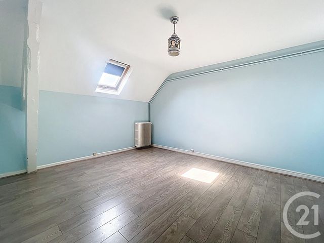 Appartement F1 à louer - 1 pièce - 36.67 m2 - ST POURCAIN SUR SIOULE - 03 - AUVERGNE - Century 21 Lefèbvre Immobilier