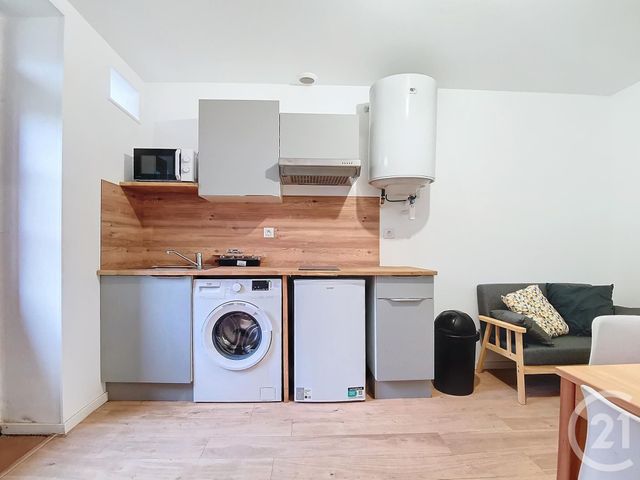 Appartement T2 à louer - 2 pièces - 26.0 m2 - VARENNES SUR ALLIER - 03 - AUVERGNE - Century 21 Lefèbvre Immobilier