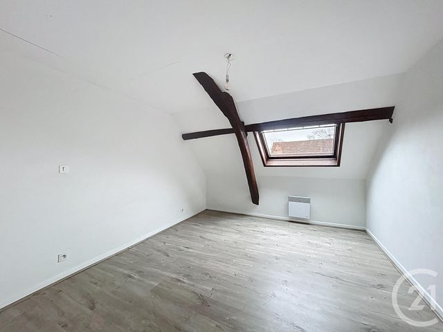 maison à louer - 5 pièces - 120.0 m2 - ST POURCAIN SUR SIOULE - 03 - AUVERGNE - Century 21 Lefèbvre Immobilier