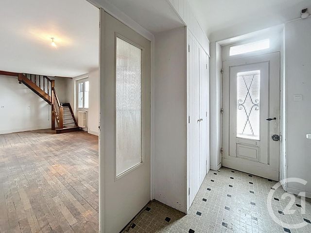 maison à louer - 5 pièces - 120.0 m2 - ST POURCAIN SUR SIOULE - 03 - AUVERGNE - Century 21 Lefèbvre Immobilier