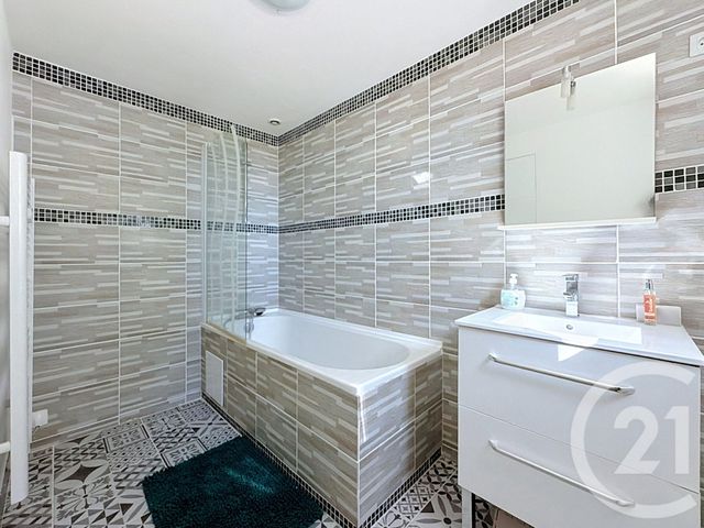 maison à vendre - 4 pièces - 90.0 m2 - CHANTELLE - 03 - AUVERGNE - Century 21 Lefèbvre Immobilier