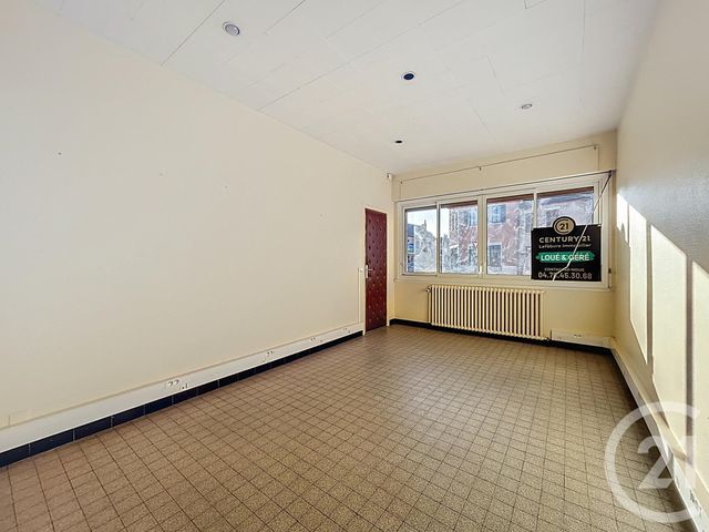 Appartement Local à louer - 4 pièces - 113.0 m2 - ST POURCAIN SUR SIOULE - 03 - AUVERGNE - Century 21 Lefèbvre Immobilier