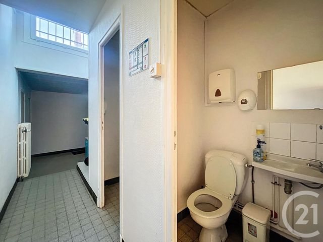 Appartement Local à louer - 4 pièces - 113.0 m2 - ST POURCAIN SUR SIOULE - 03 - AUVERGNE - Century 21 Lefèbvre Immobilier