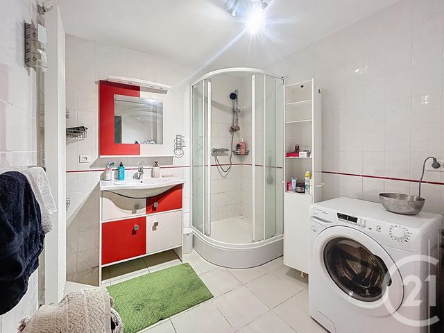 Appartement F3 à louer - 3 pièces - 92.0 m2 - VARENNES SUR ALLIER - 03 - AUVERGNE - Century 21 Lefèbvre Immobilier