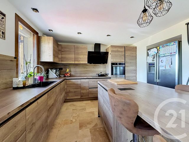 maison à vendre - 6 pièces - 198.0 m2 - ST GERAND DE VAUX - 03 - AUVERGNE - Century 21 Lefèbvre Immobilier